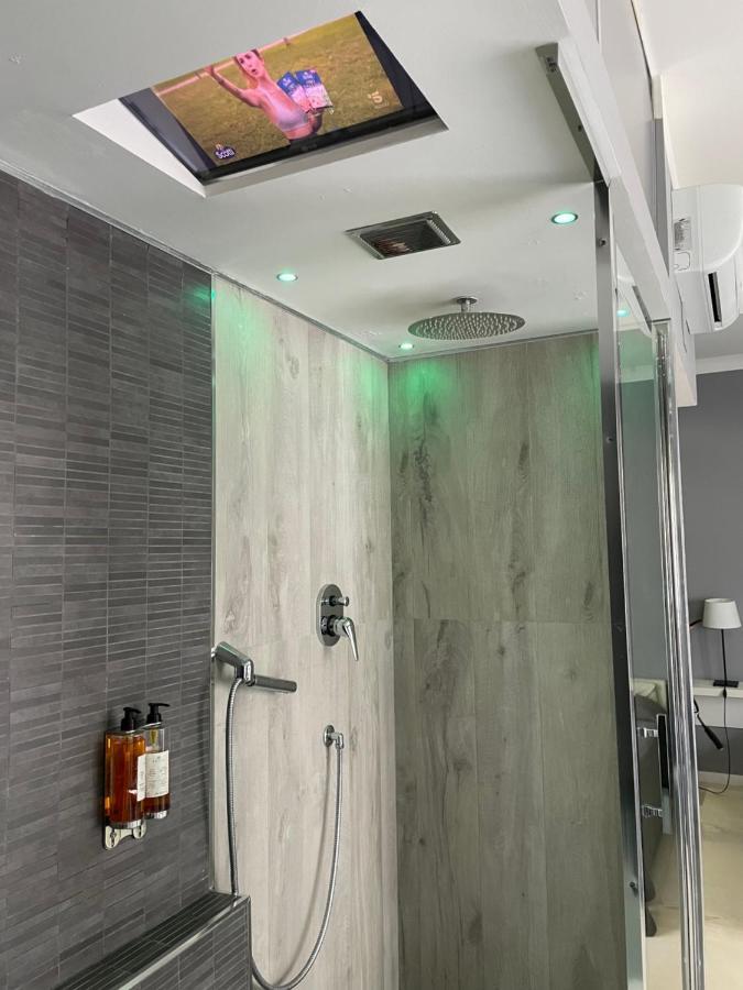 Gardenia Luxury Room Pescara Exteriör bild